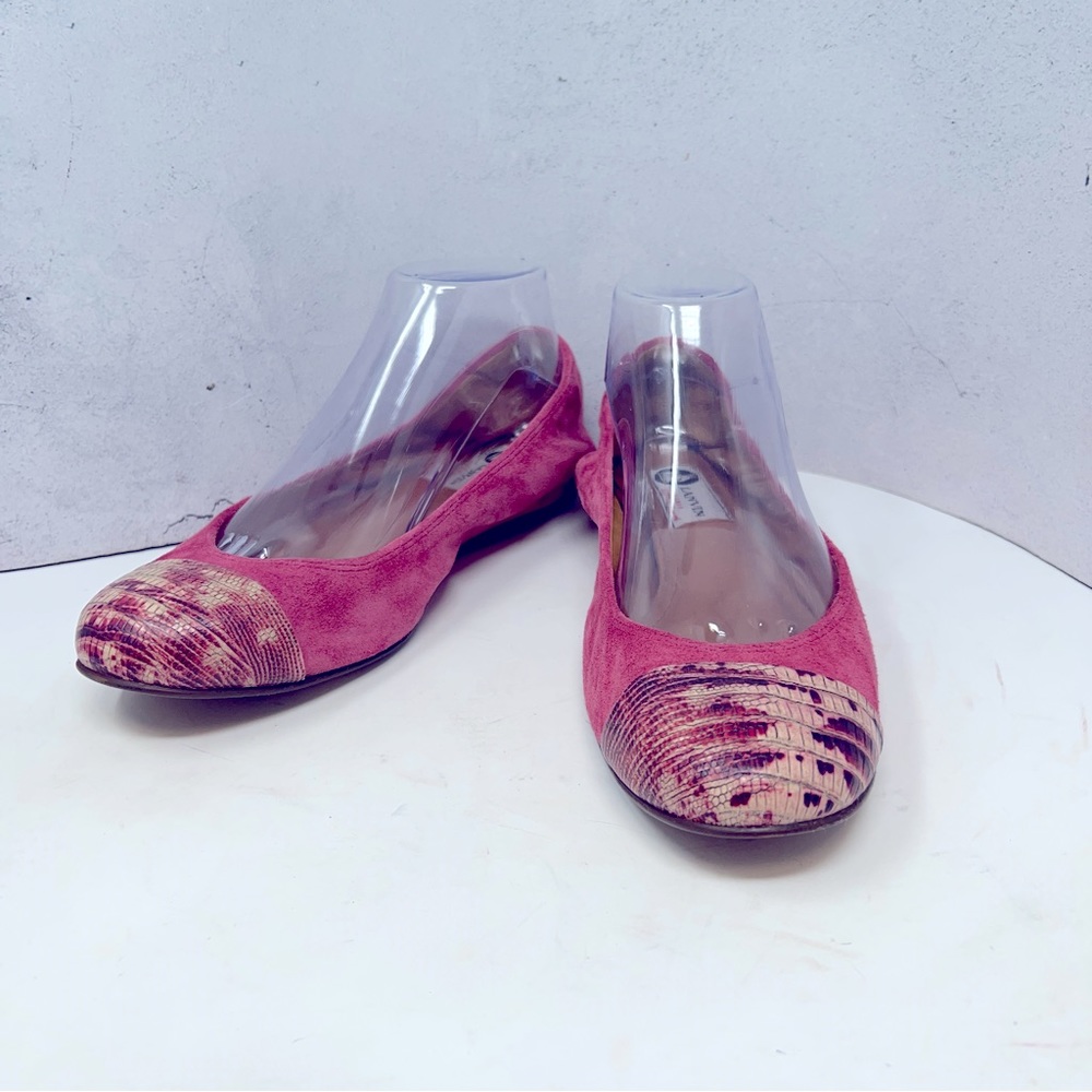 ❤️Lanvin Fuschia/Pink Flat Capstone Velvet Calfskin.  Barely Worn.  Lanvin 39.